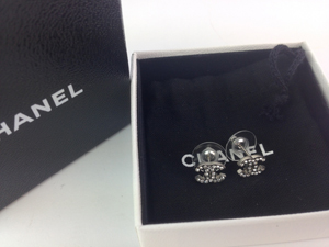 SOLD OUT BRAND NEW Chanel Crystals Silver CC Earrings